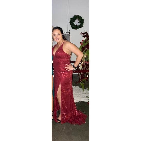 Cinderella Divine Maroon Burgundy Sequins Formal Dance Homecoming Dress Size 12 - Picture 1 of 7